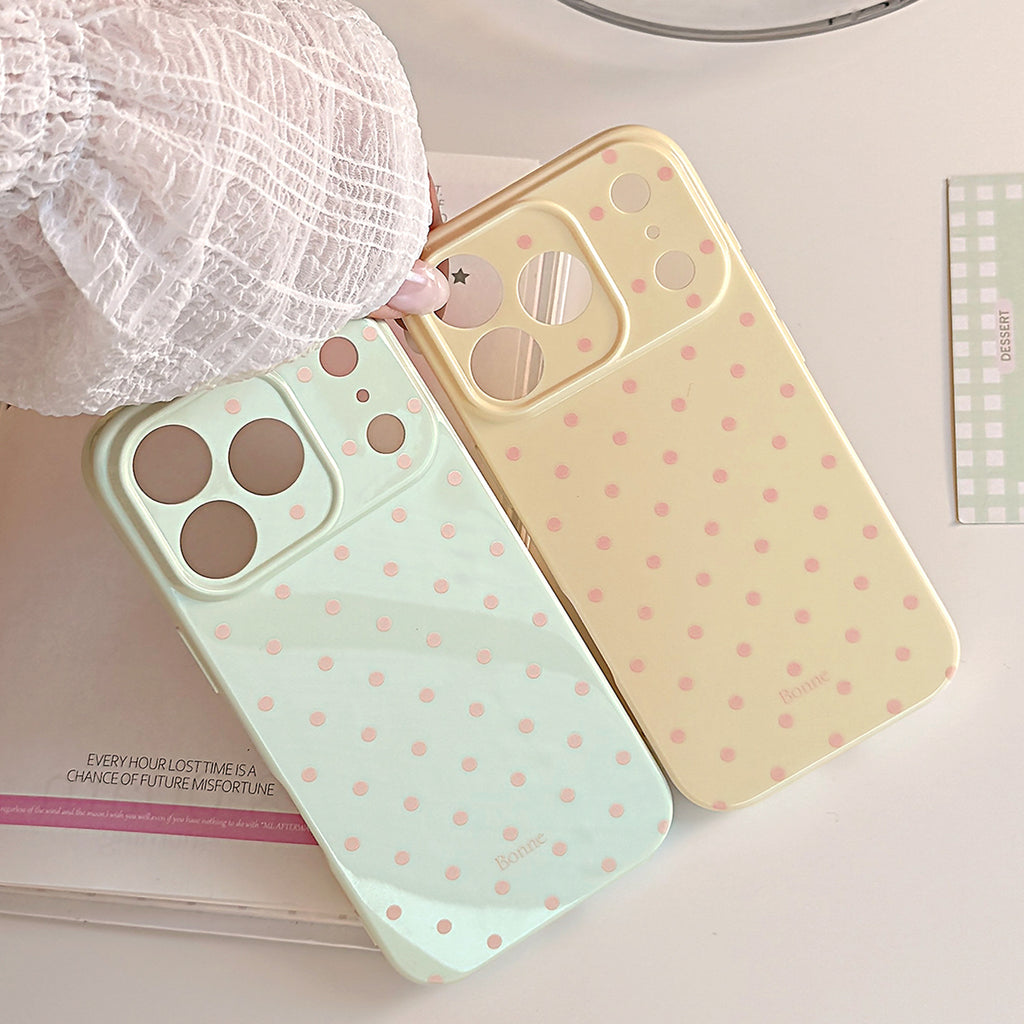 Polka dot phone case